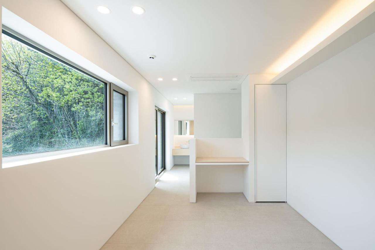 Laon On 37 Bed and Breakfast Tongyeong Buitenkant foto